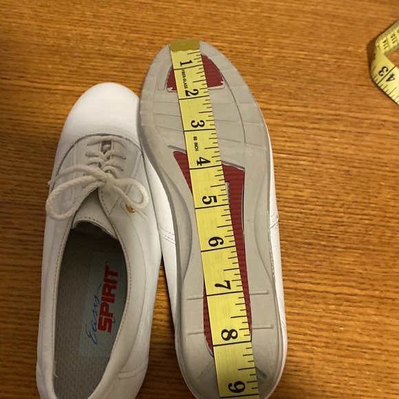 Easy Spirit women’s white leather Motion Lace Up oxford. Size 5.5. - Picture 8 of 9